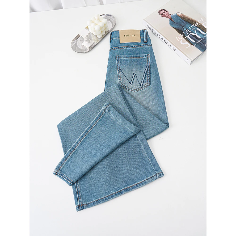 missrococo/洛可可小姐2025秋冬新款中高腰微弹显瘦微喇牛仔裤女