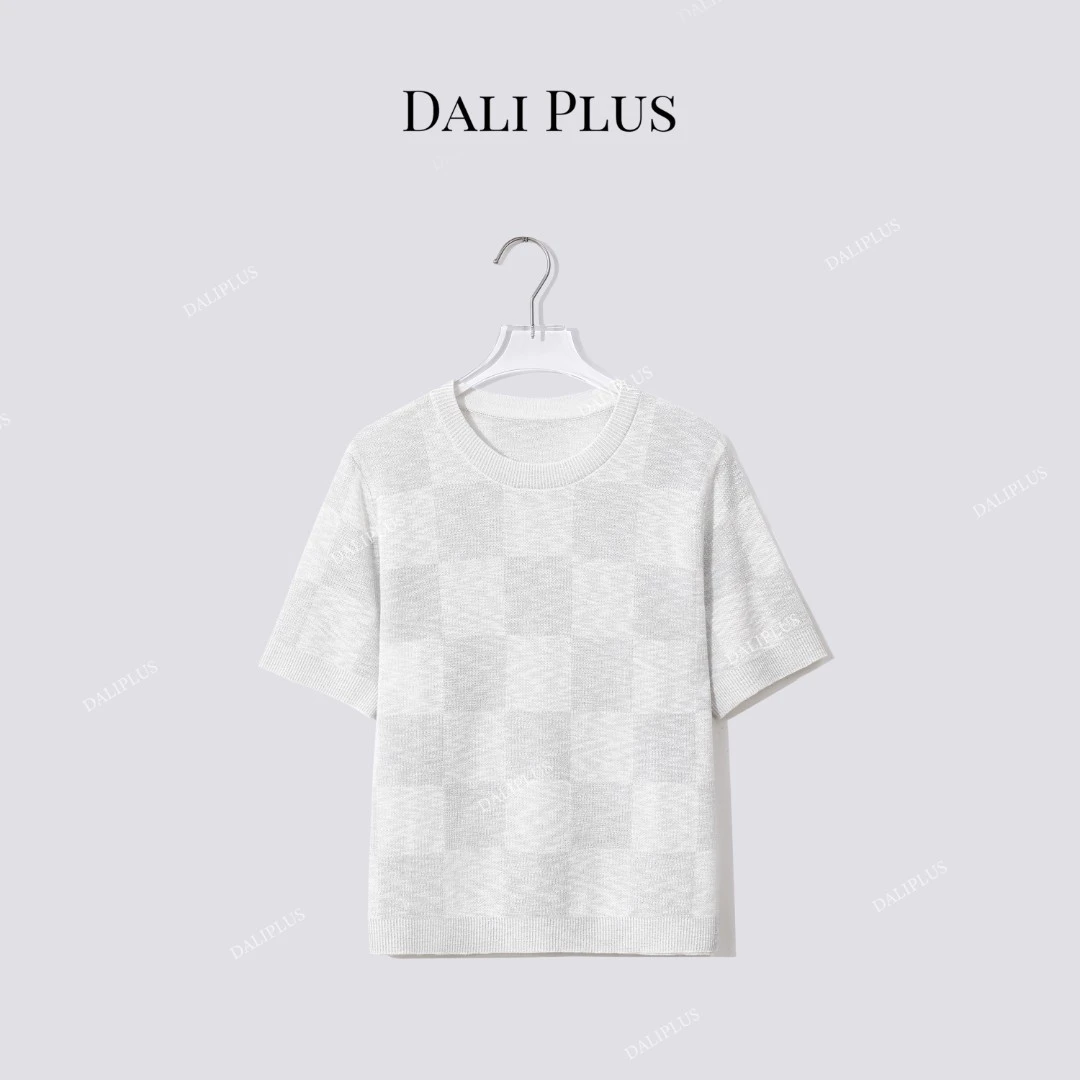 DALI PLUS“超爽竹节亚麻”轻奢夏日方格圆领针织T恤-D5CH4223