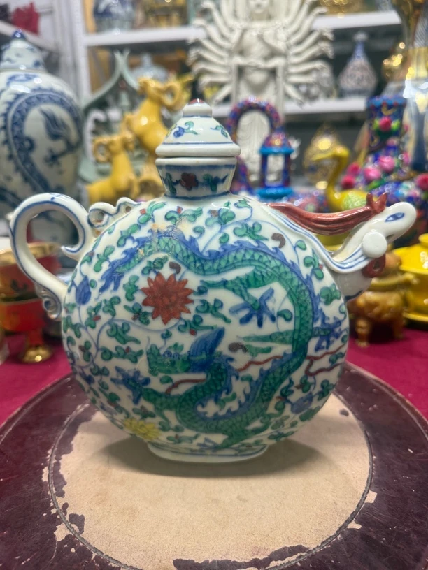 凤头壶斗彩手绘满功