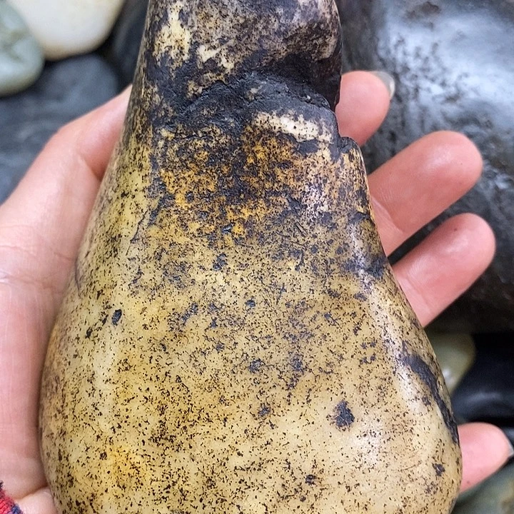 庄***记和田玉未镶嵌挂件