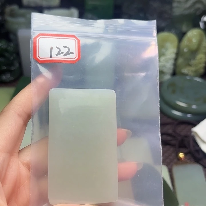 君***校和田玉未镶嵌珠宝半成品