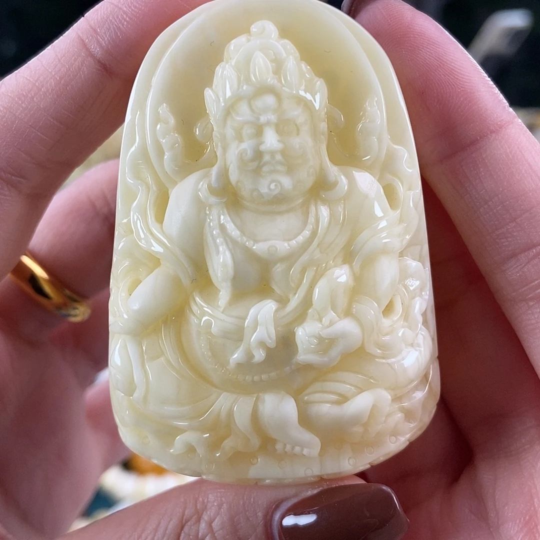 琥珀未镶嵌珠宝奇石40.05 白蜡黄财神