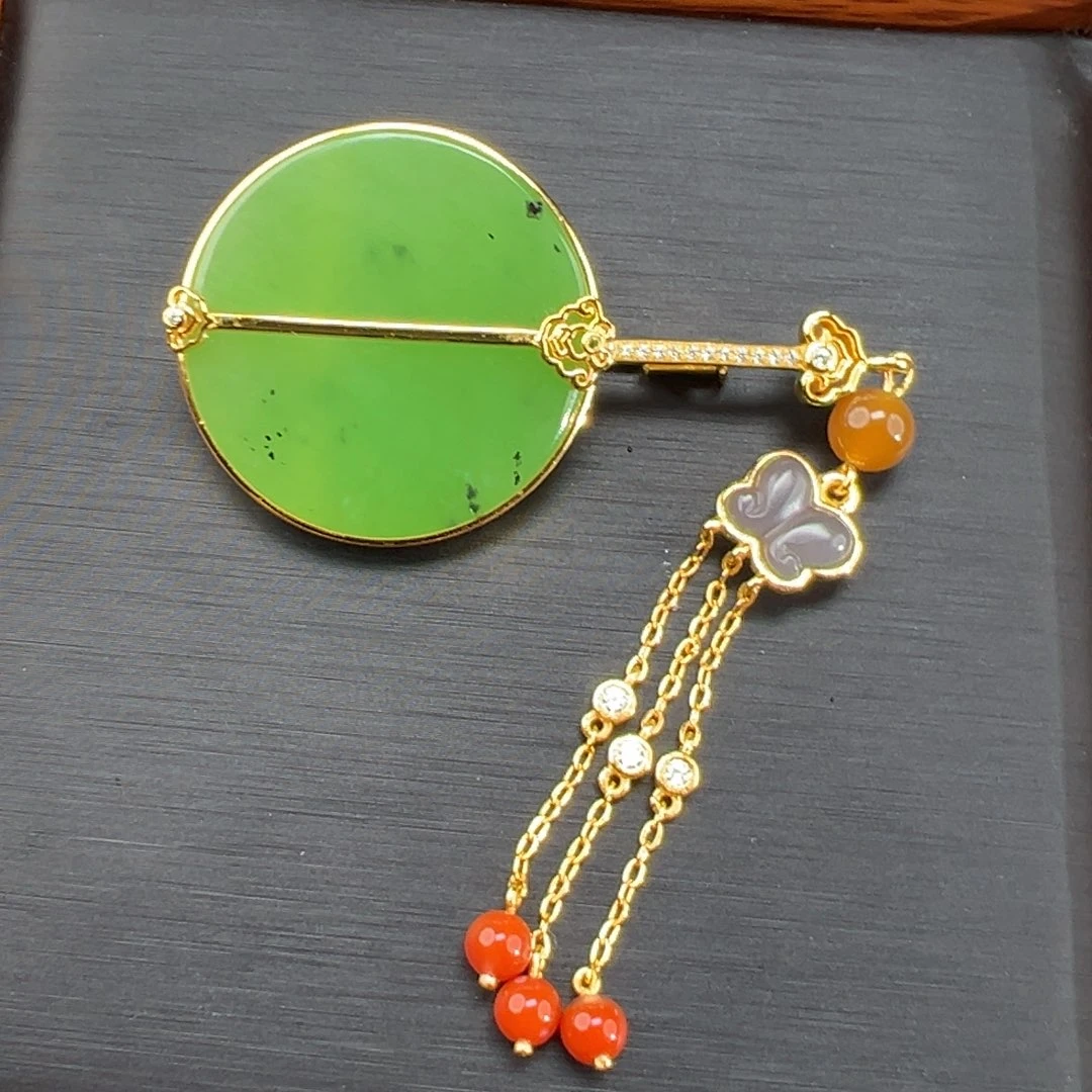 和田玉银S925镶嵌颈饰果绿胸针吊坠两用款国风