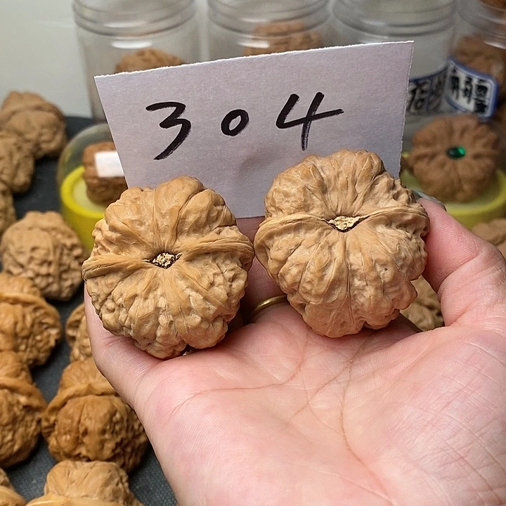 神***恩核桃蛤蟆的眼睛也太好看