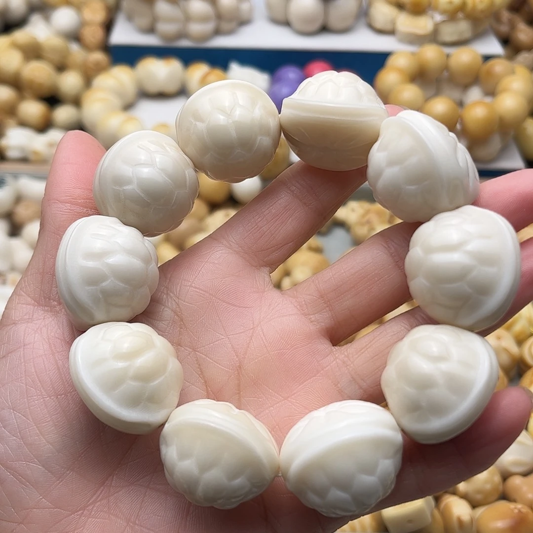 吊坠菩提根/象牙果