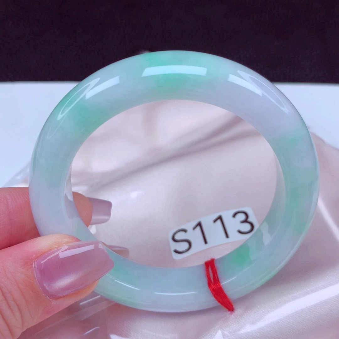 翡翠未镶嵌手镯手镯