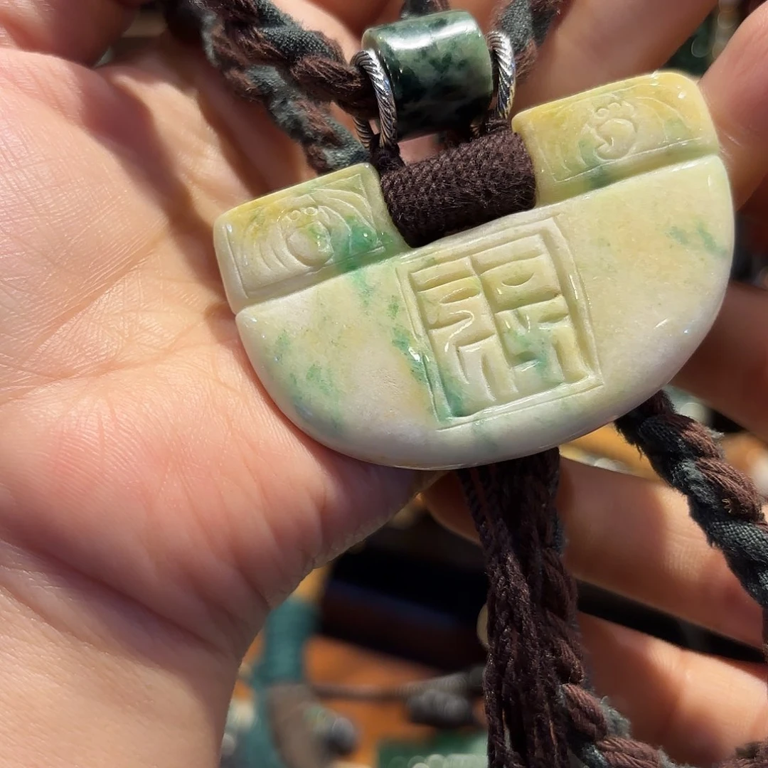 翡翠颈饰未镶嵌原创