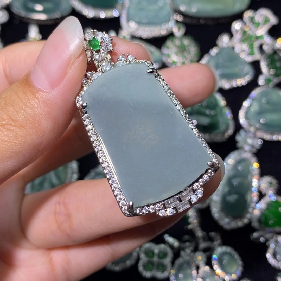 翡翠未镶嵌颈饰天然