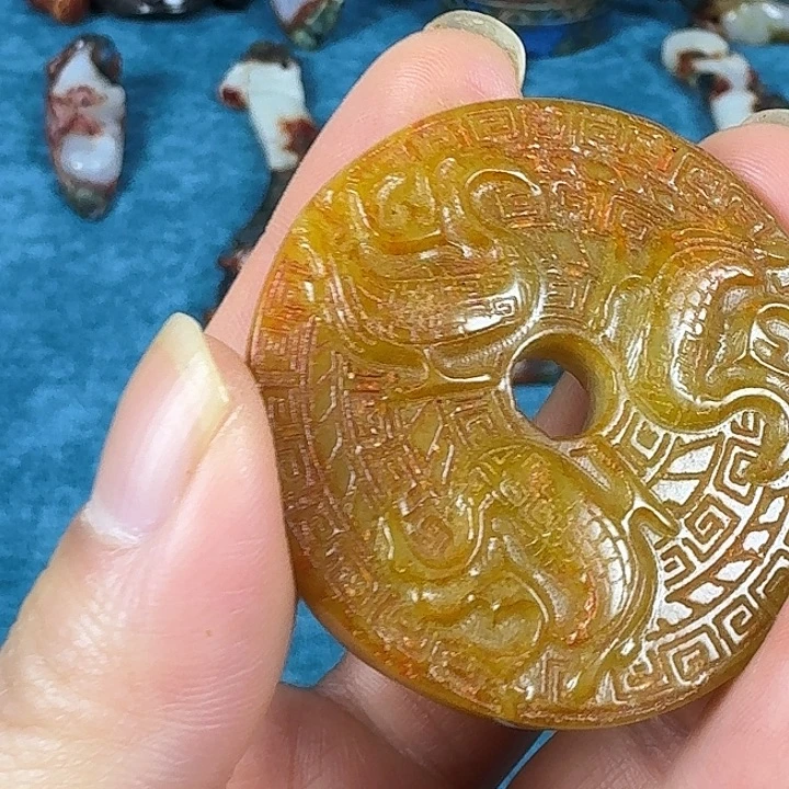 和田玉（糖玉）未镶嵌挂件