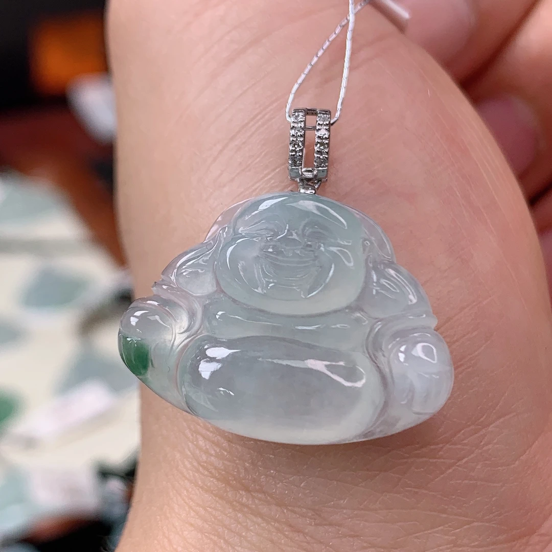 缅甸天然A货翡翠冰种飘绿佛公吊坠19.2×26.5×5.4mm