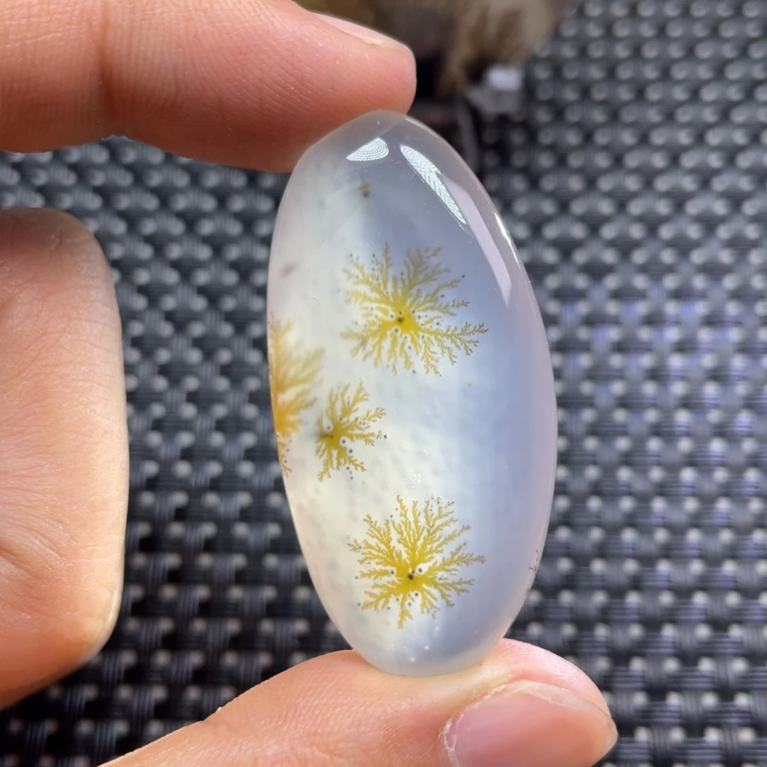 未镶嵌颈饰玛瑙/玉髓风**奇