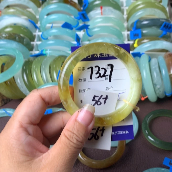 蛇纹石玉未镶嵌手镯7327