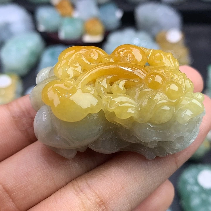 颈饰未镶嵌翡翠天然缅甸翡翠