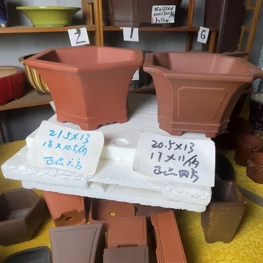 宜兴紫砂花盆二个