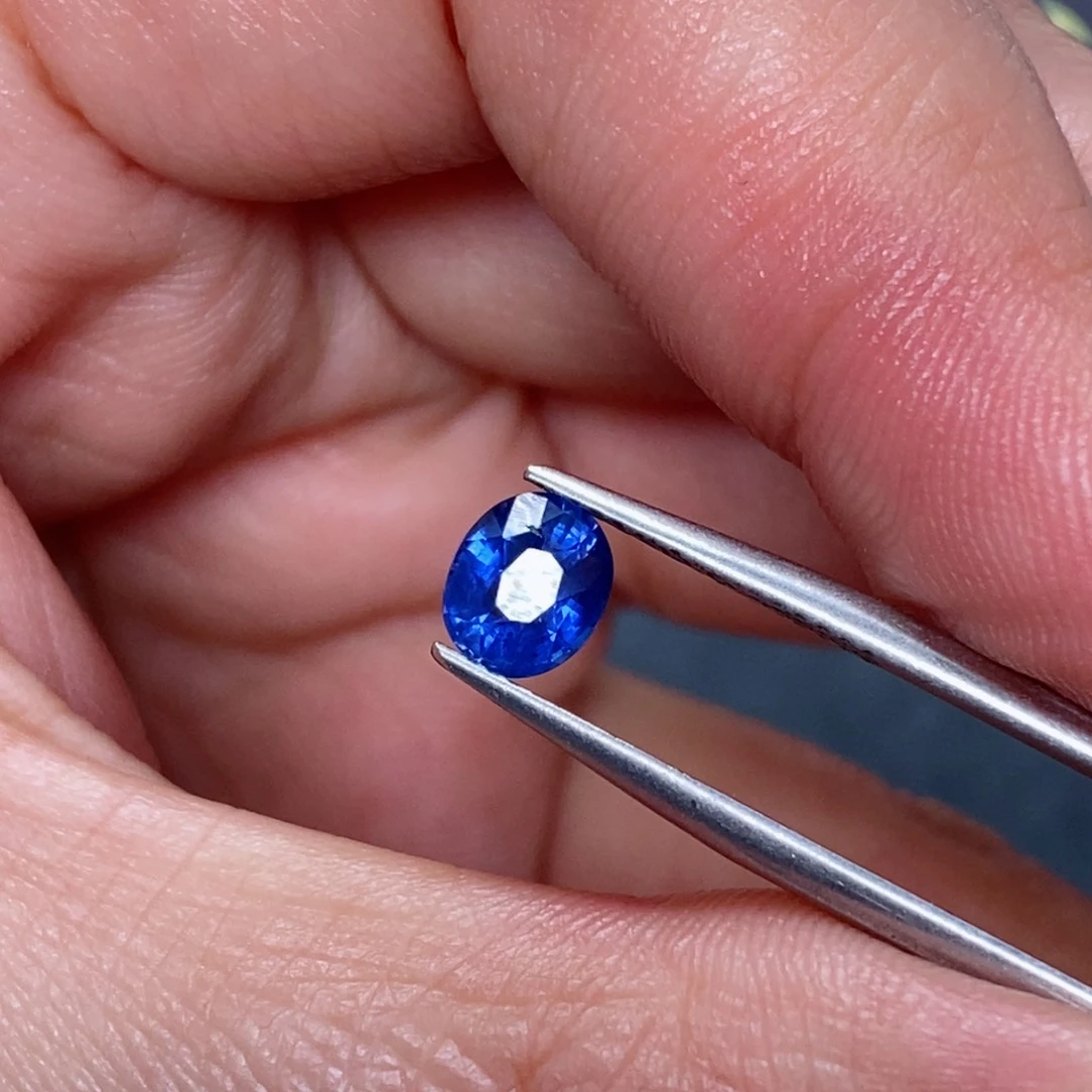 蓝宝石裸石未镶嵌1.12
