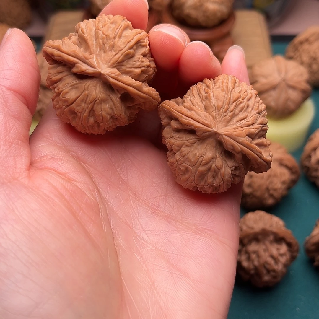 把件文玩核桃白狮子