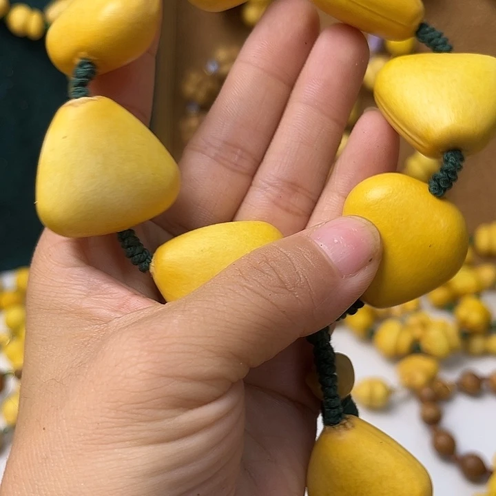 四***春精品三角顿手持葫芦
