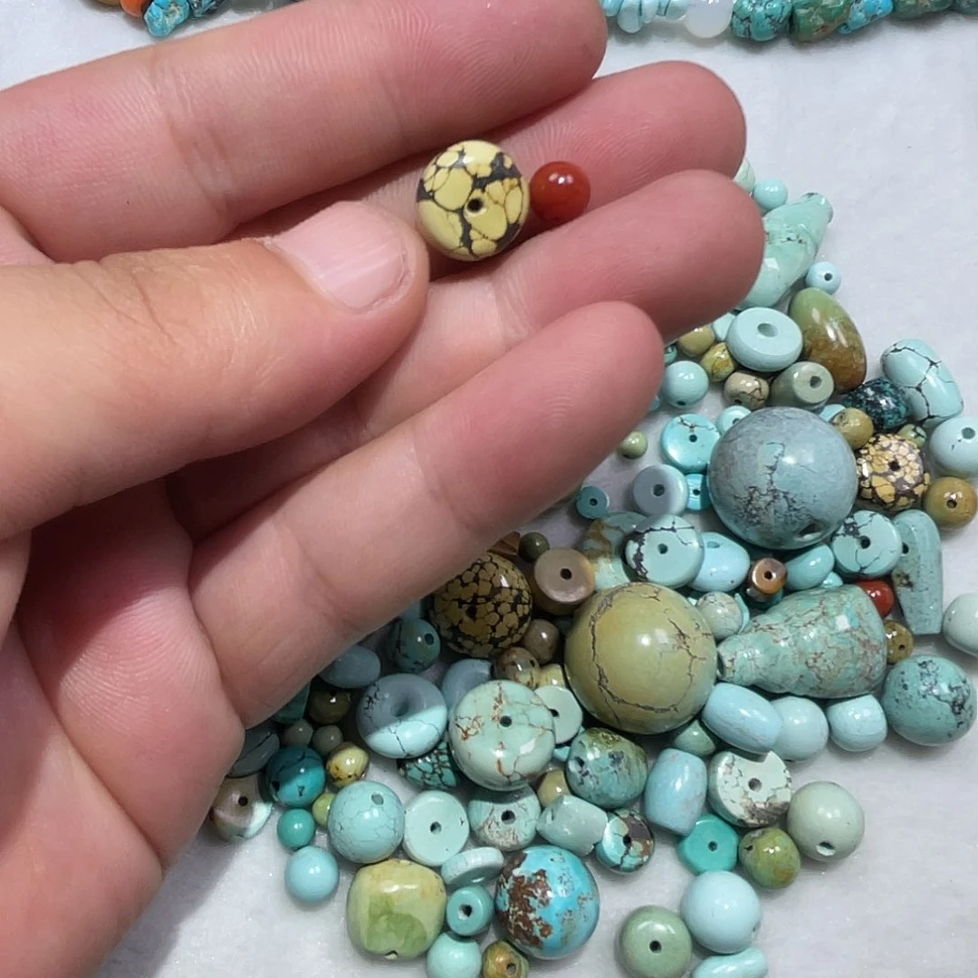 南红玛瑙未镶嵌珠宝奇石