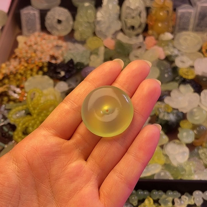 蛇纹石玉合金颈饰平安扣