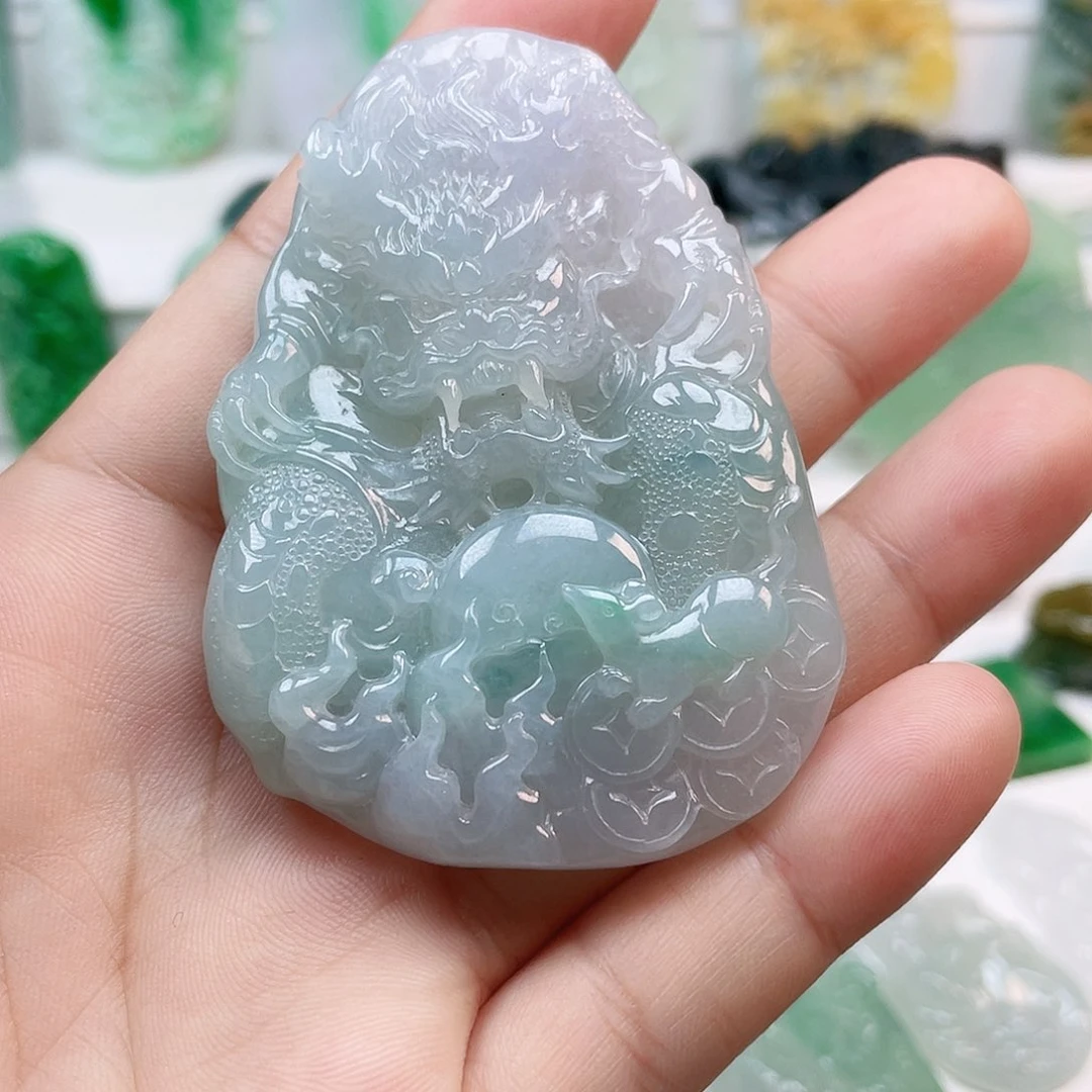 翡翠颈饰未镶嵌龙