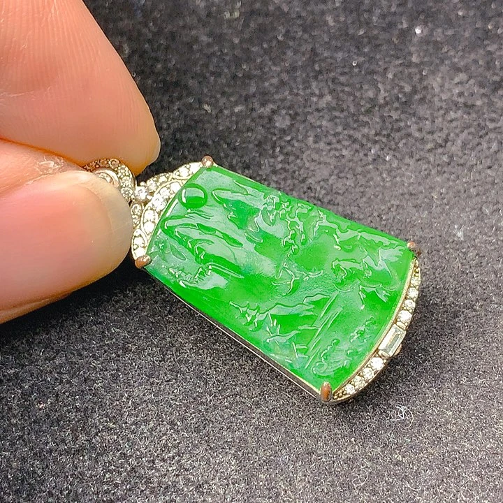 翡翠未镶嵌颈饰翡翠