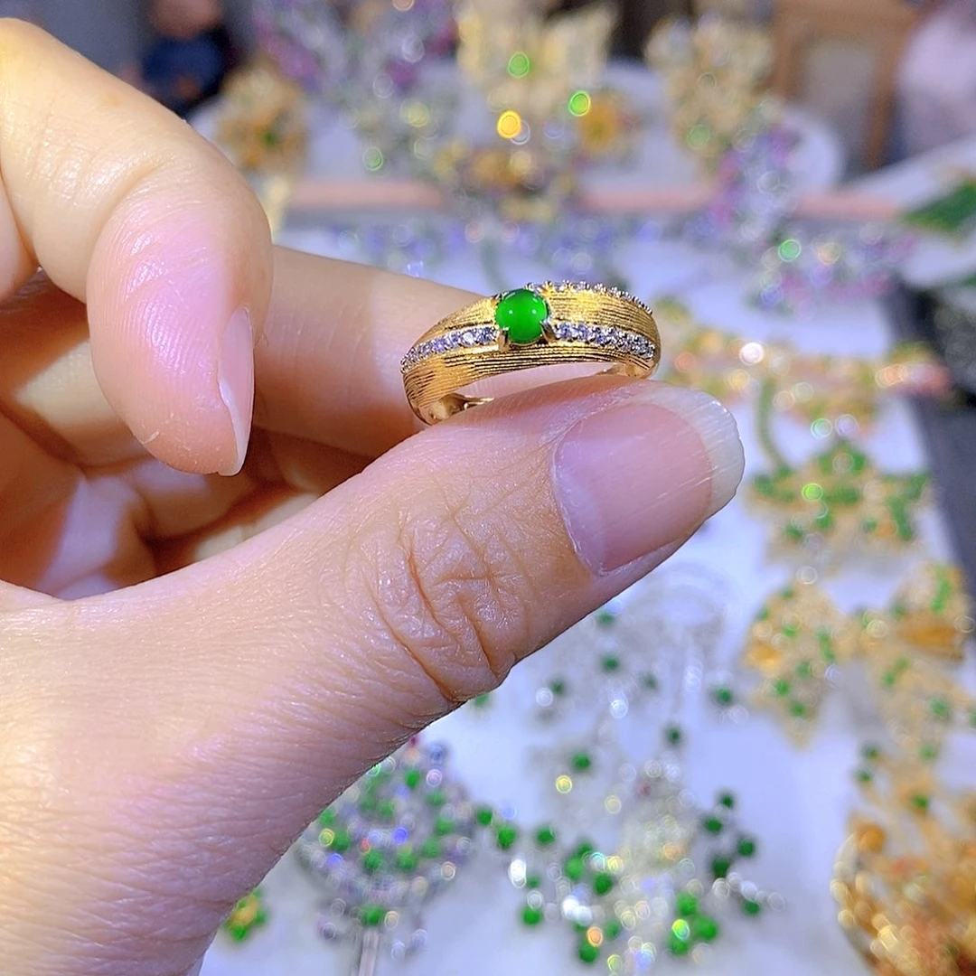 颈饰银S925镶嵌翡翠