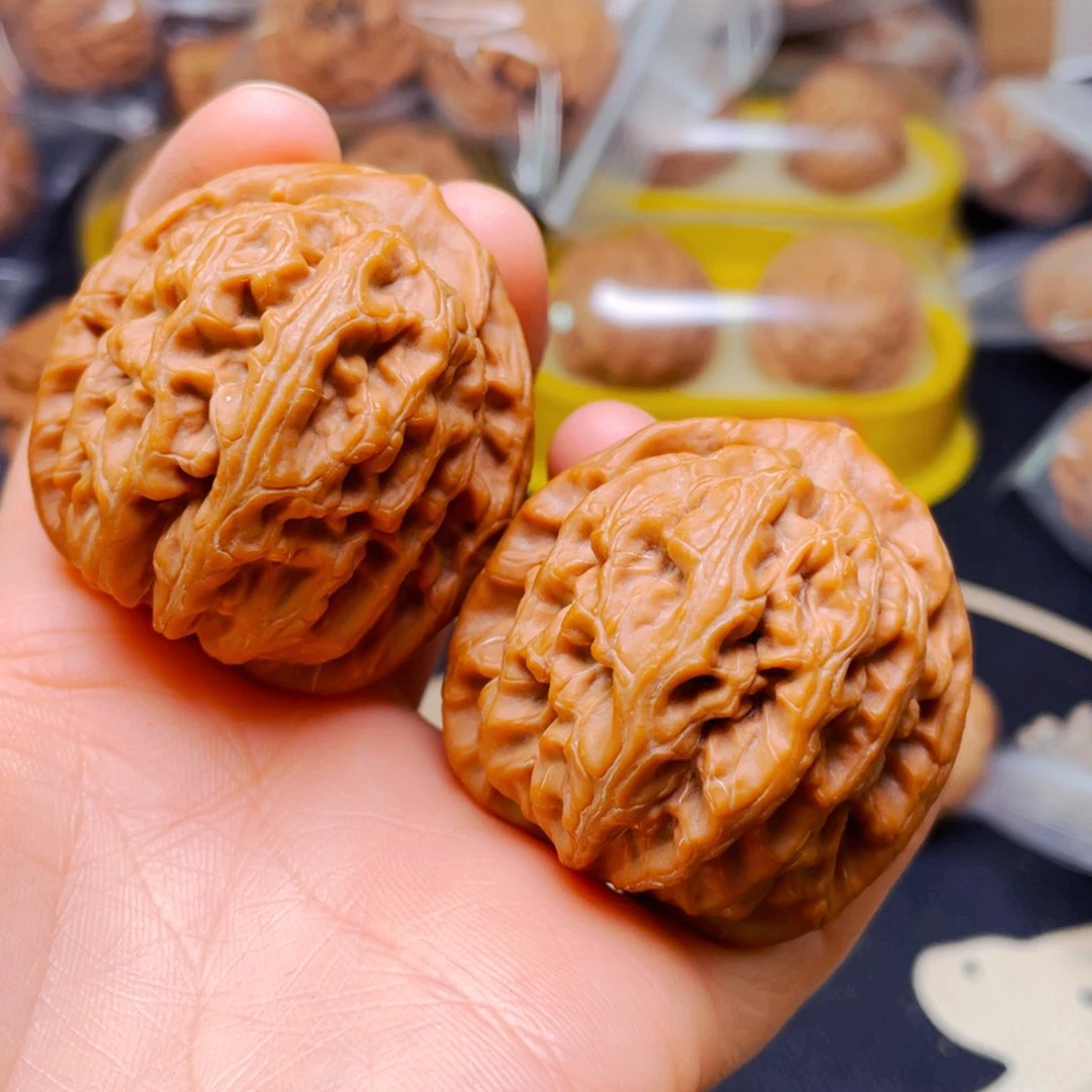 吊坠文玩核桃红锦鲤