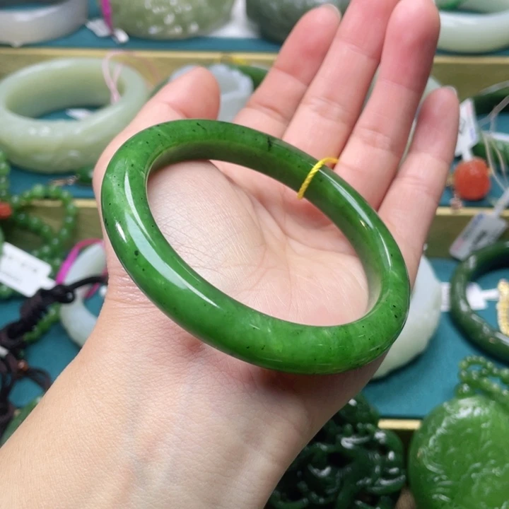 和田玉手镯59圈口 编号8未镶嵌金*