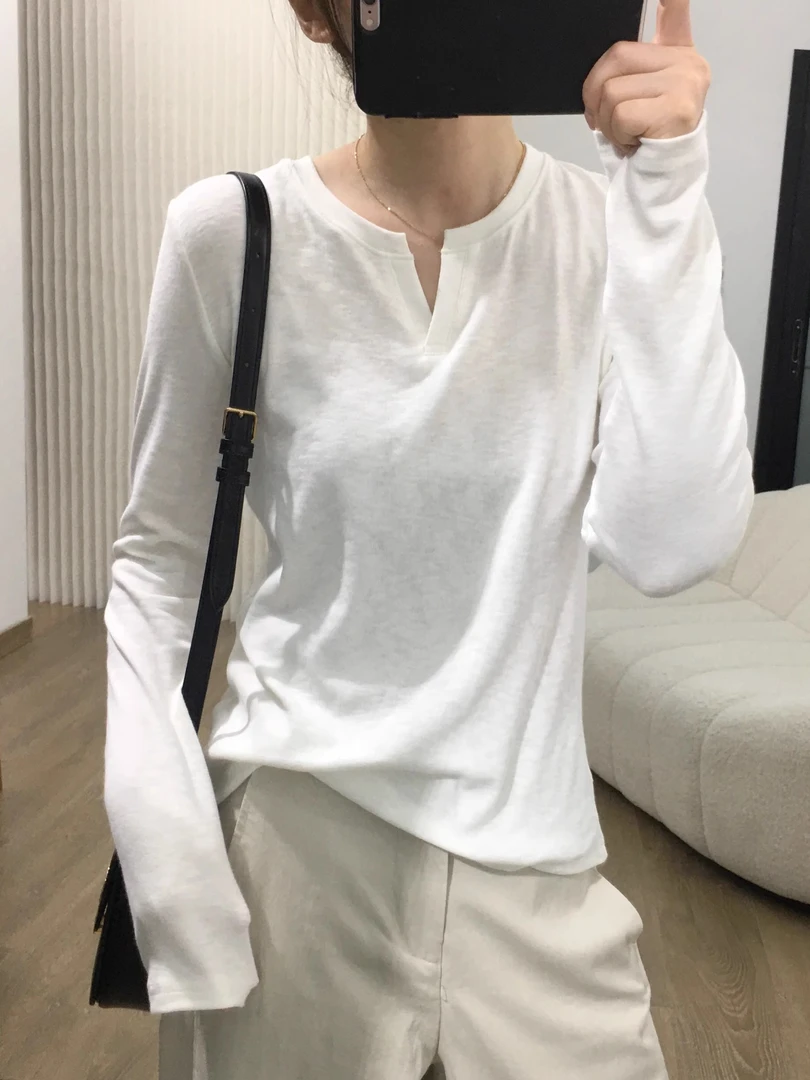 简约肌理感V领白色正肩长袖T恤女秋季弹力棉修身内搭打底衫女上衣