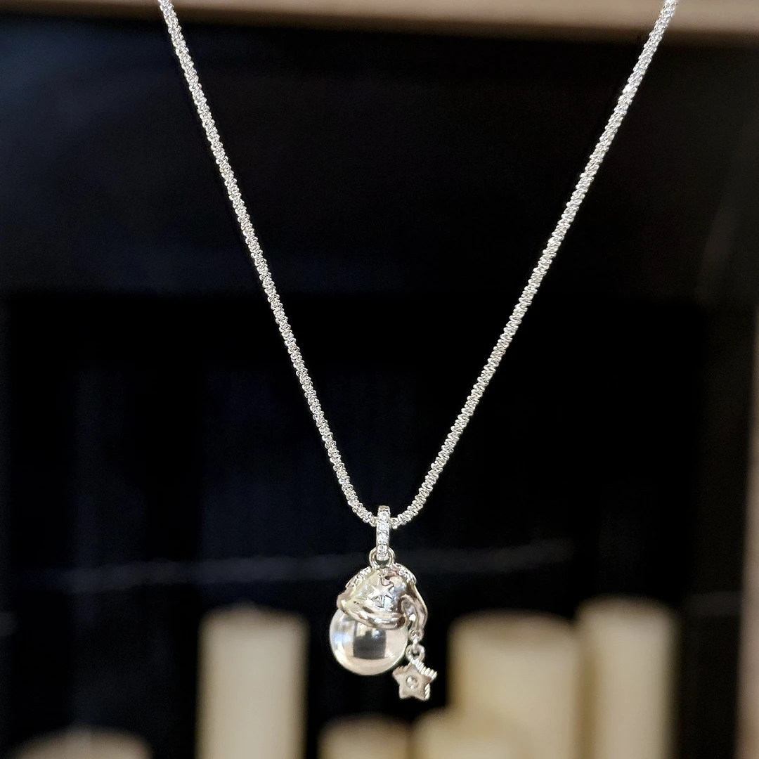 TWINS LULU 时尚轻奢简约百搭女生饰品圆形圣诞帽项链TSJ8540