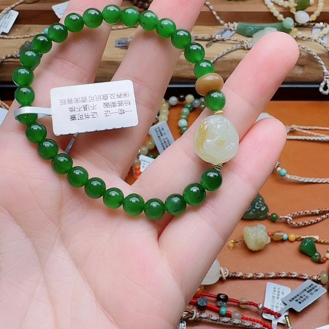 静***儿和田玉未镶嵌手链