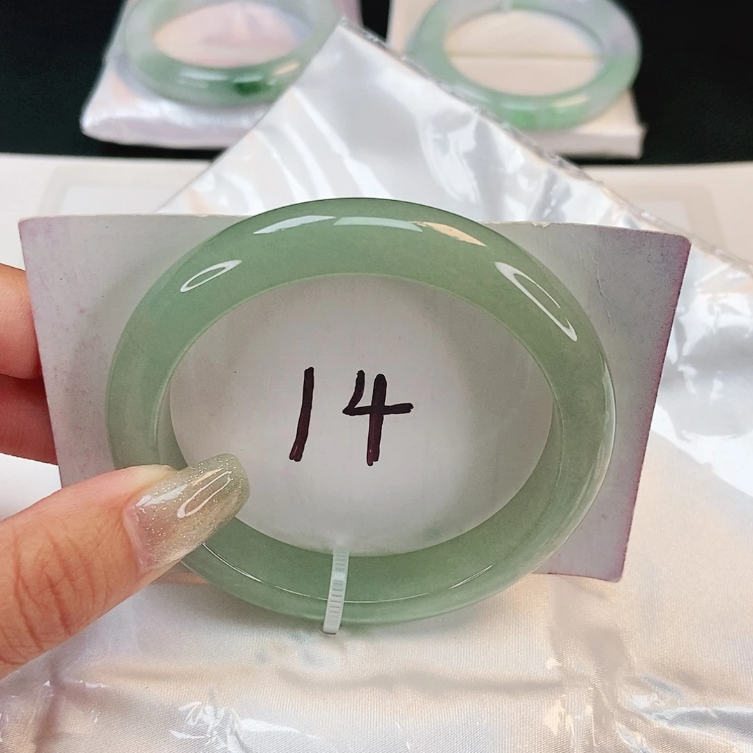 翡翠手镯未镶嵌 正圈57