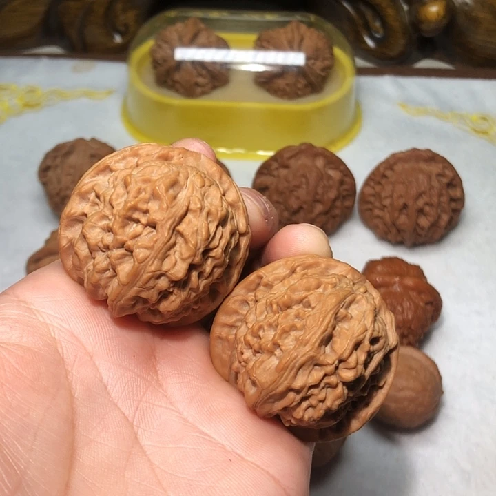 文玩核桃40.5核老闷