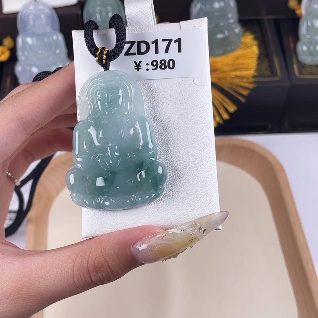翡翠未镶嵌颈饰ZD171