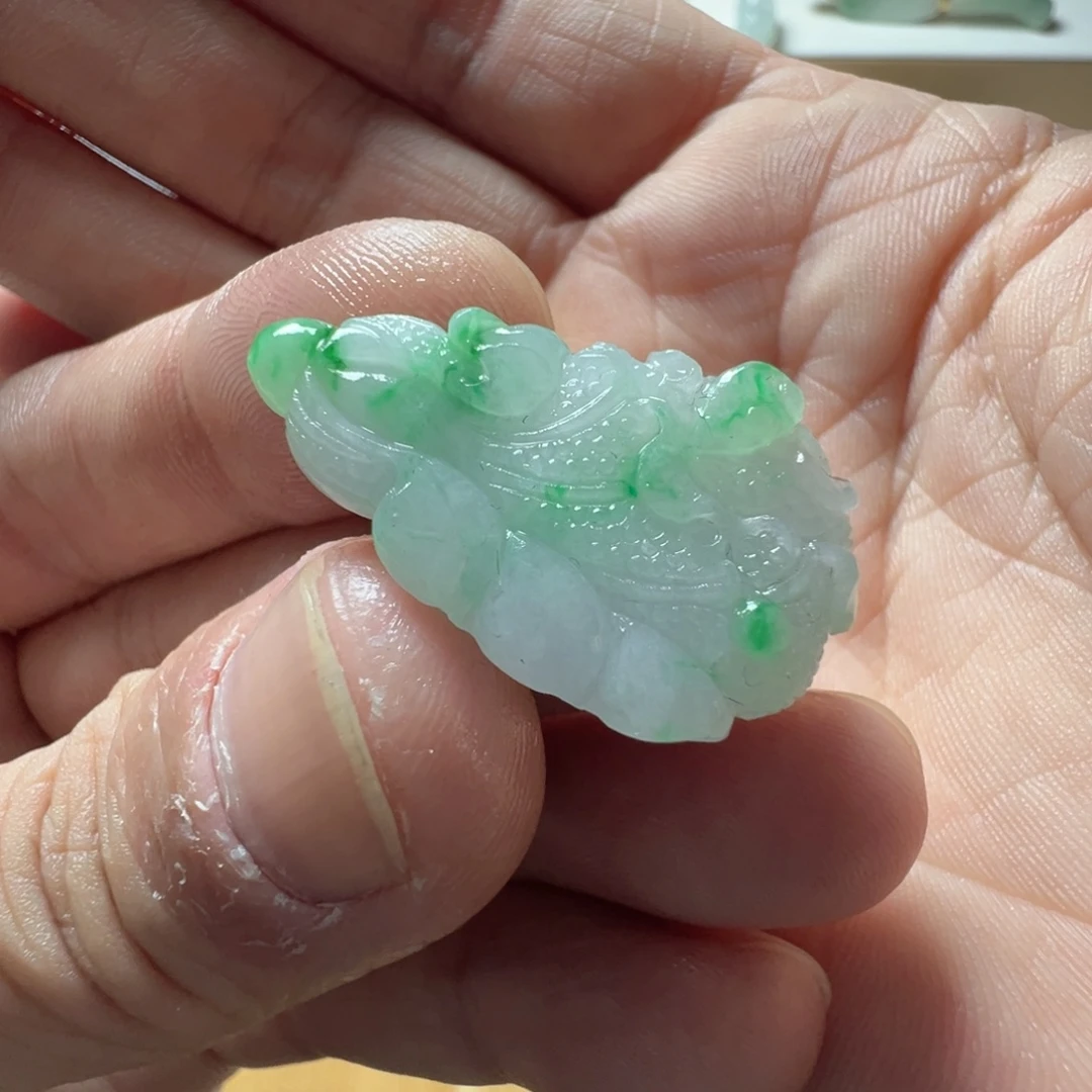 定制翡翠未镶嵌白菜