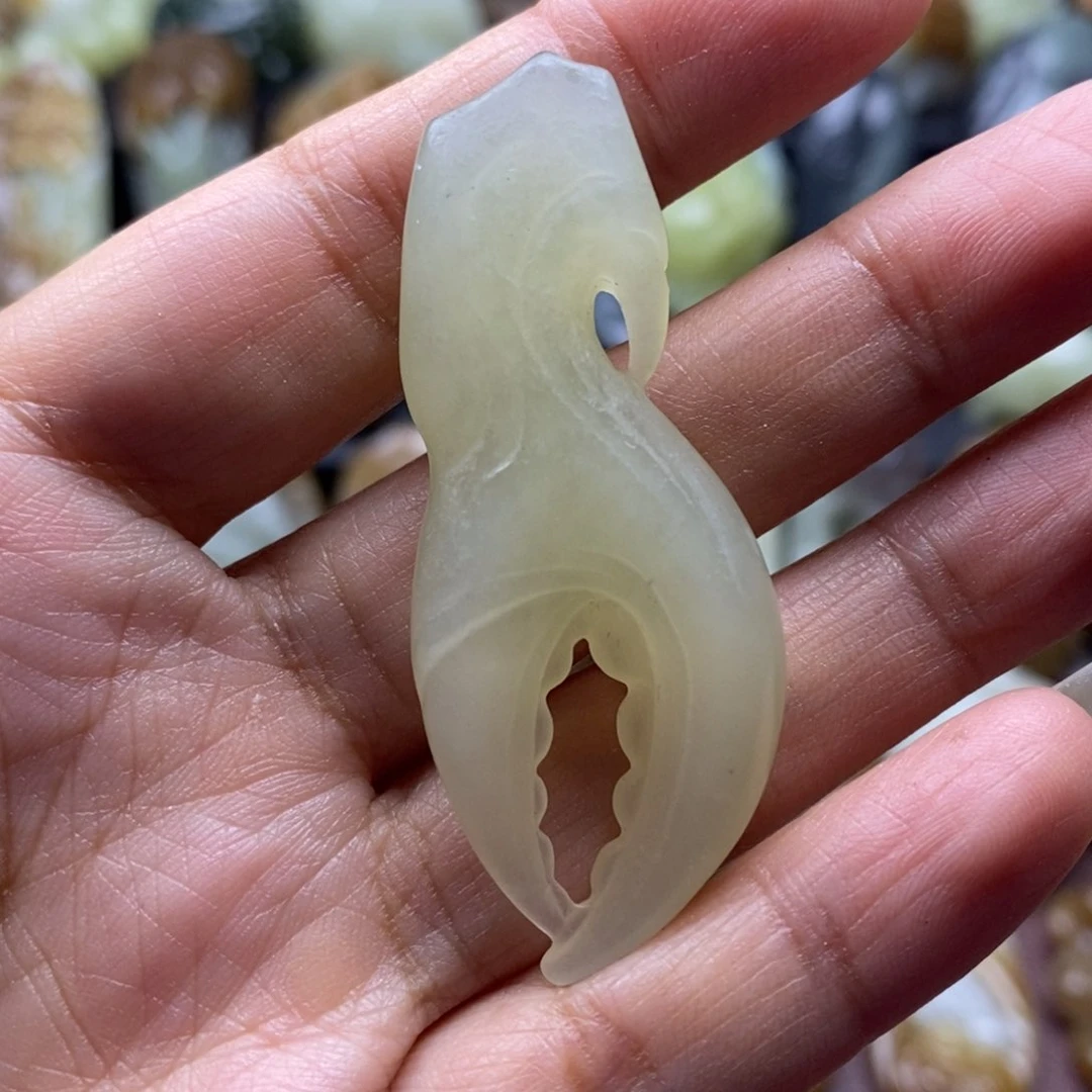 吊坠(不含链)未镶嵌和田玉（糖玉）