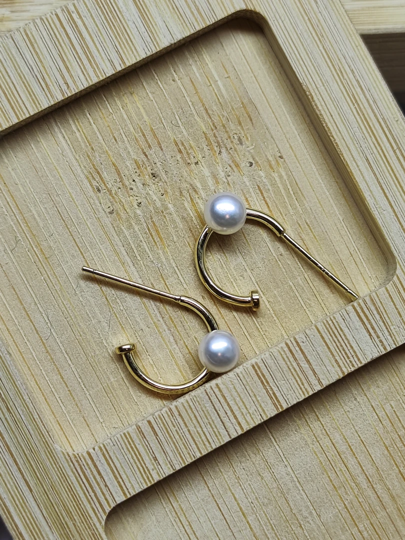 半圈925银简约淡水珍珠耳钉