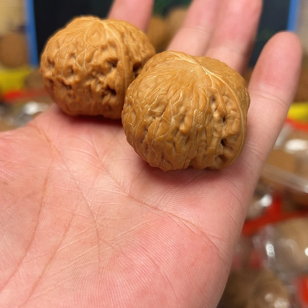 文玩核桃吊坠M****士铁锤