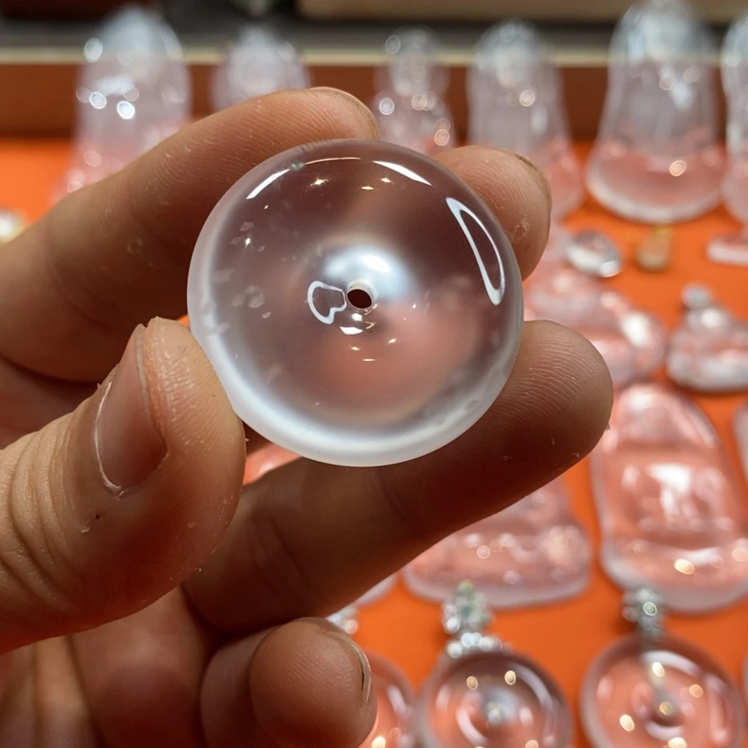 石英质玉吊坠未镶嵌❉*