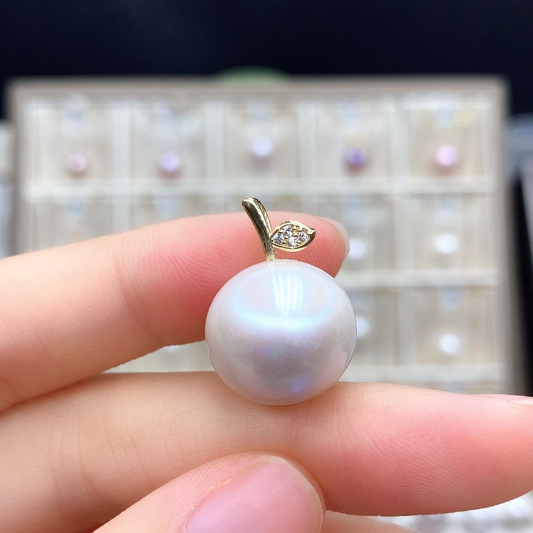 淡水珍珠合金颈饰