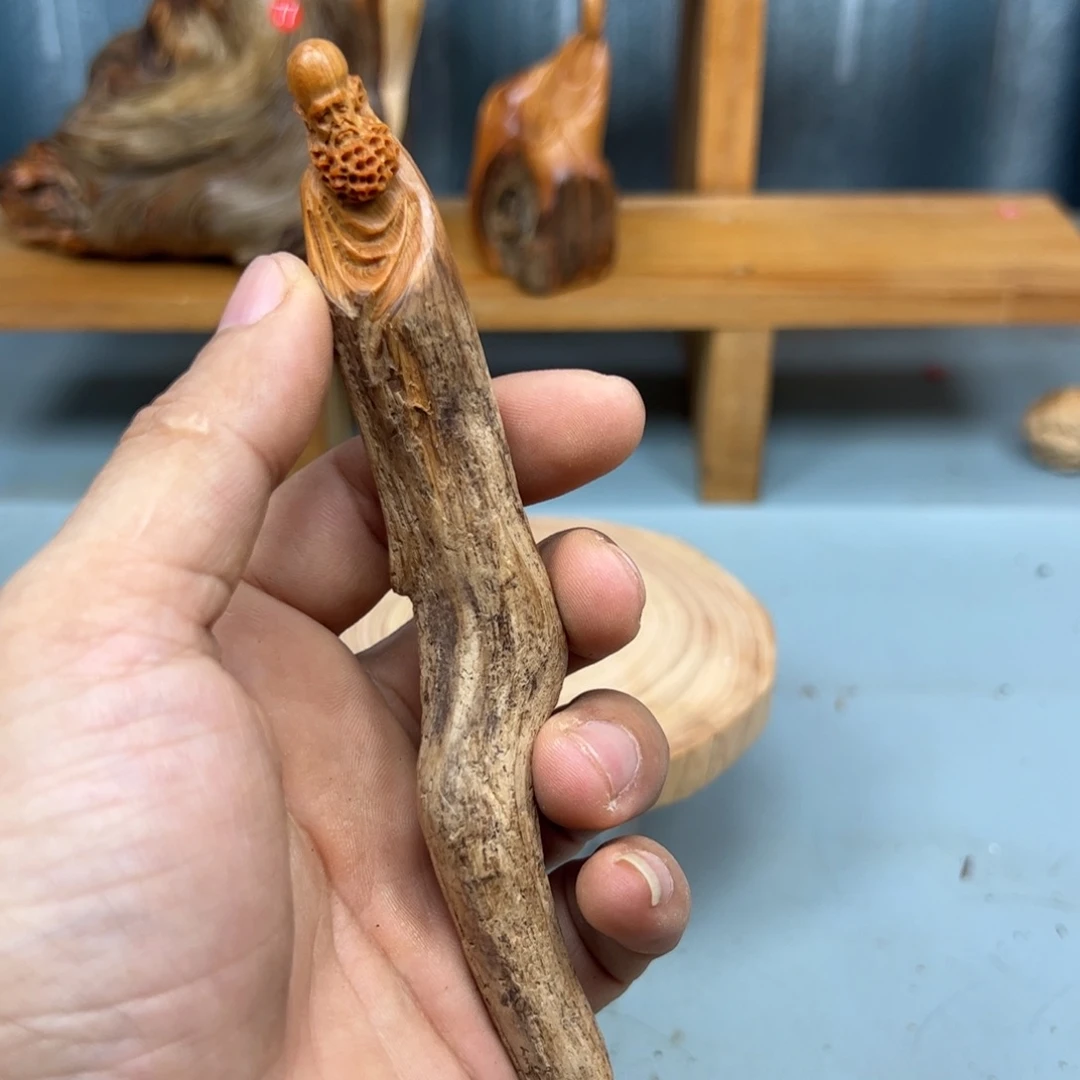 安***画木崖柏木摆件手把件