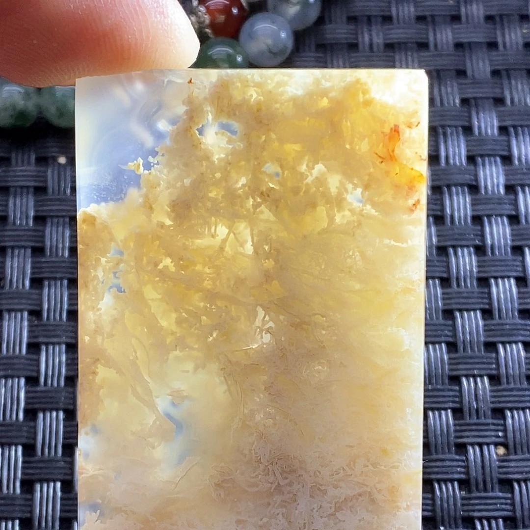 未镶嵌颈饰玛瑙/玉髓星***者