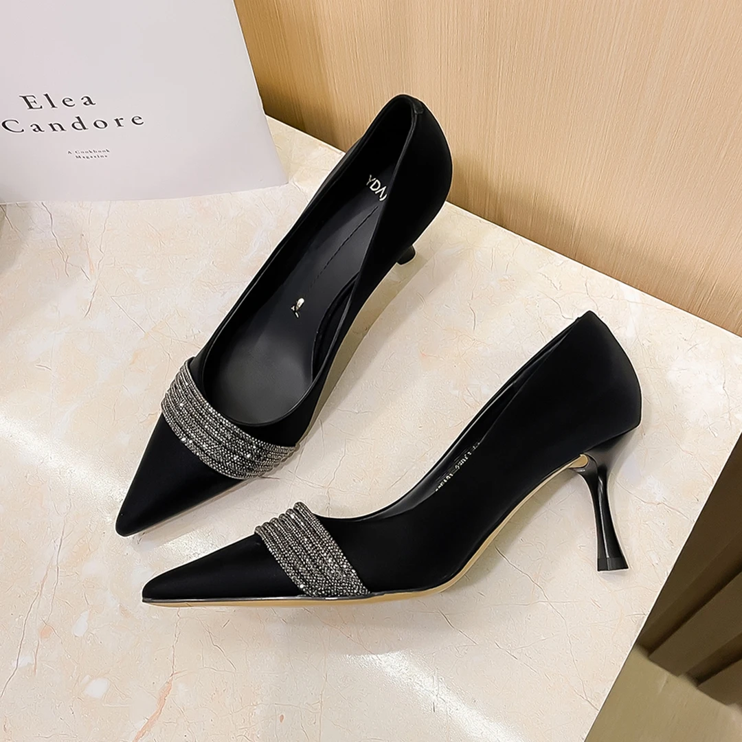 【DR设计师联名】尖头鞋网红水钻法式高跟鞋女细跟职业单鞋2025秋