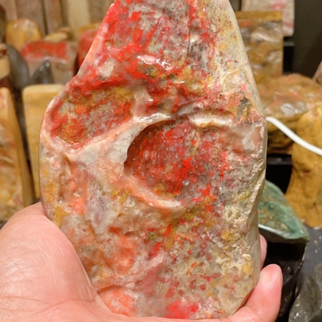 【闪购商品】老挝石昌化鸡血石