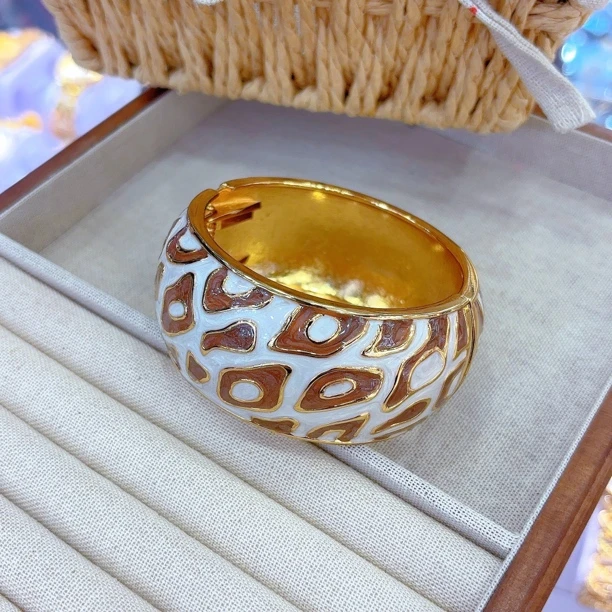 铜合金手镯 手镯501-29-1时尚百搭简经文金色气质潮流精美轻奢美·