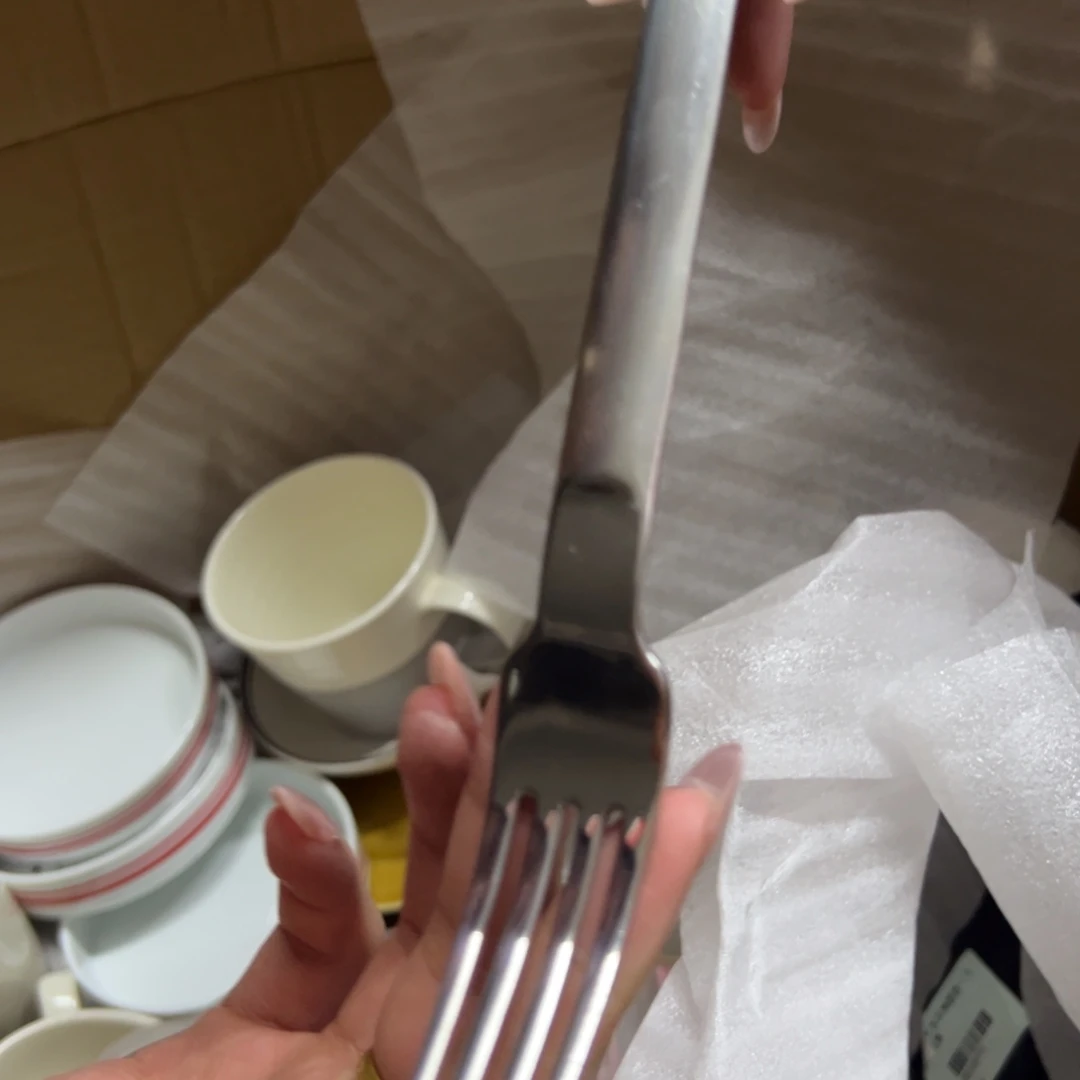 哈***尼新骨瓷瑕疵慎拍哑光叉子