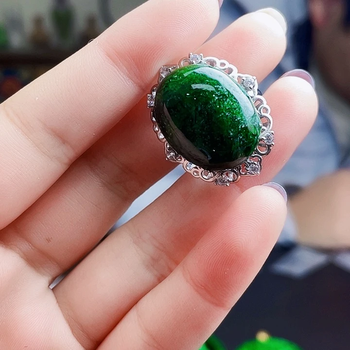 翡翠银S925镶嵌颈饰多样性