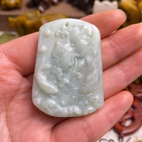 蛇纹石玉未镶嵌颈饰74