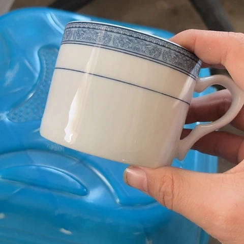 其他瓷杯一个陶瓷