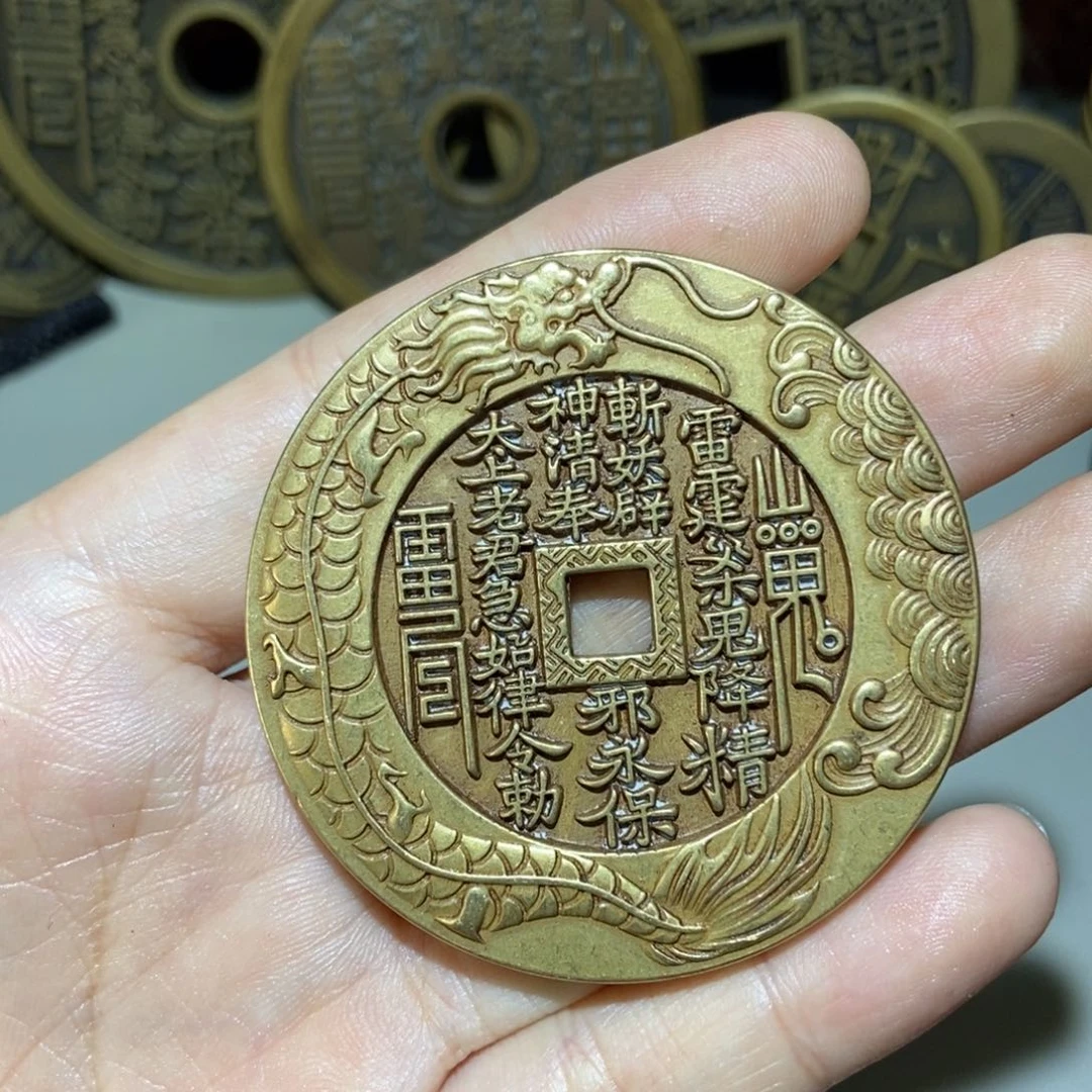 铜现代工艺品花钱